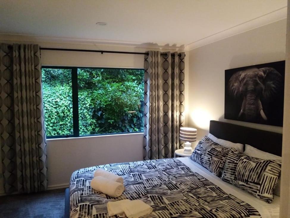 Gulf Harbour Guest House Apartment 奥克兰 外观 照片